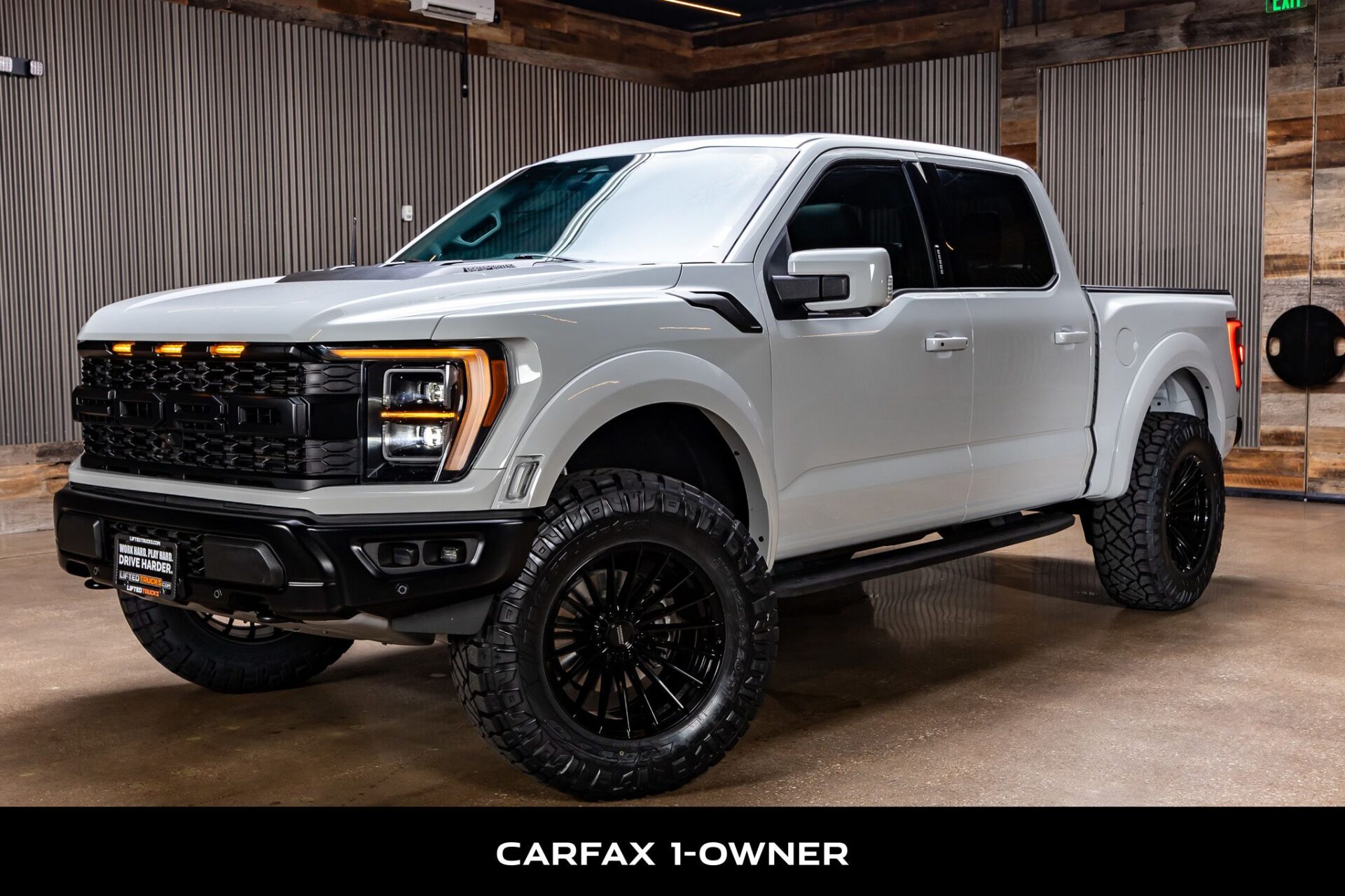 2023 Ford F-150 Raptor SuperCrew