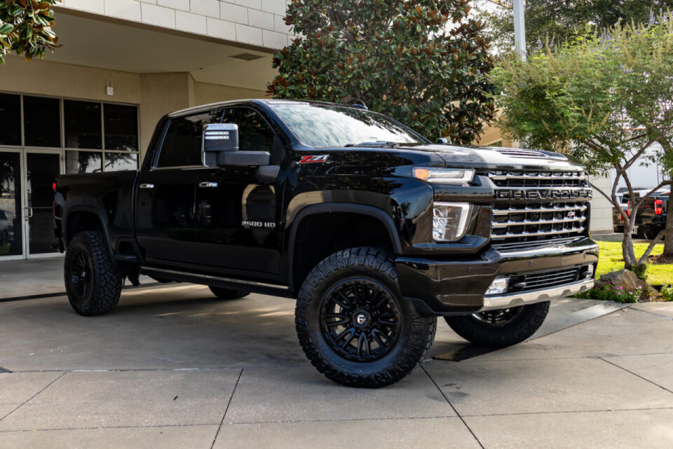2023 Chevrolet Silverado 2500HD LTZ Crew Cab Image 1