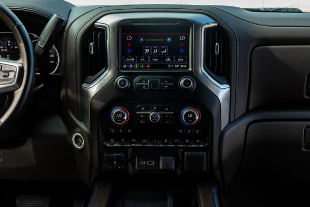 2023 Chevrolet Silverado 2500HD LTZ Crew Cab Image 24