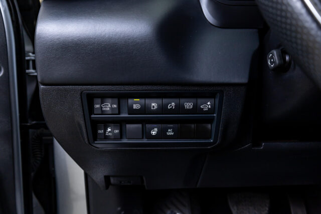 2024 Toyota Sequoia Platinum Image 21