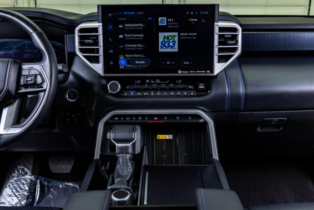 2024 Toyota Sequoia Platinum Image 23