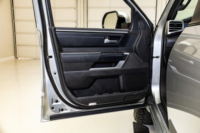 2024 Toyota Sequoia Platinum Image 37