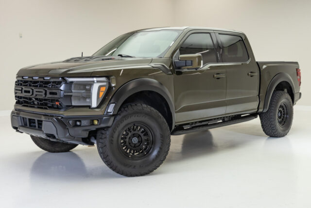 2024 Ford F-150 Raptor R SuperCrew Image 5