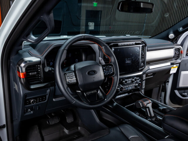 2026 Ford F-150 Raptor SuperCrew Image 16