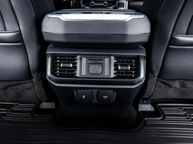 2026 Ford F-150 Raptor SuperCrew Image 33