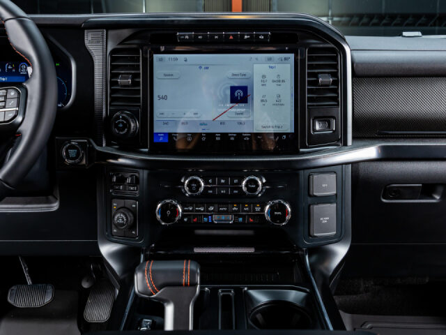 2026 Ford F-150 Raptor SuperCrew Image 23