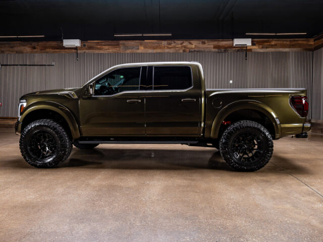 2026 Ford F-150 Raptor SuperCrew Image 7