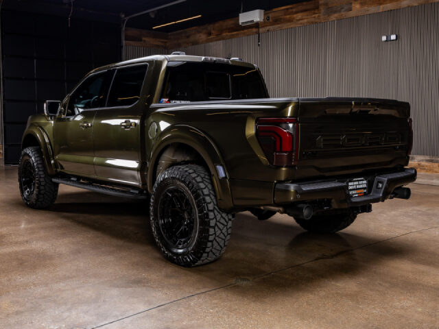 2026 Ford F-150 Raptor SuperCrew Image 8