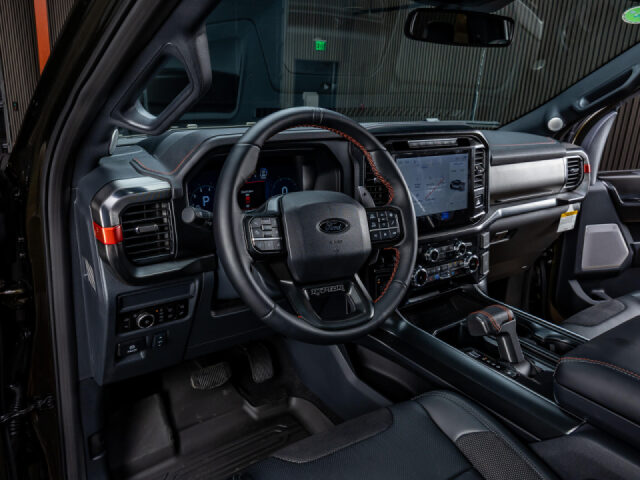 2026 Ford F-150 Raptor SuperCrew Image 16