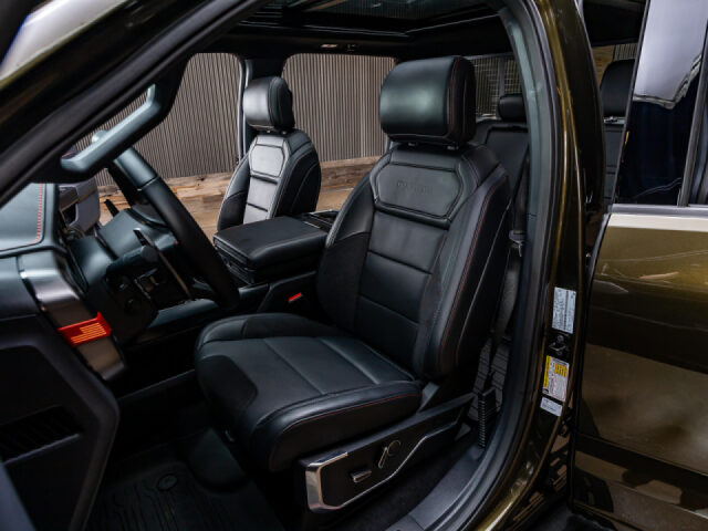 2026 Ford F-150 Raptor SuperCrew Image 29