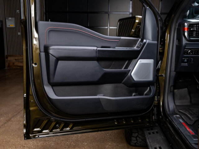 2026 Ford F-150 Raptor SuperCrew Image 36