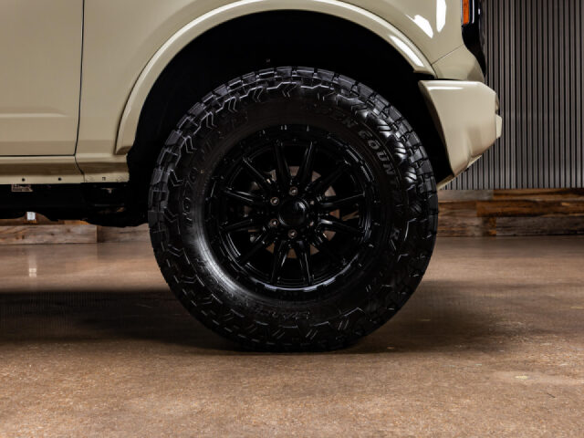2026 Ford Bronco Outer Banks Image 12