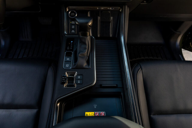 2025 Lexus GX 550 Overtrail+ Image 28