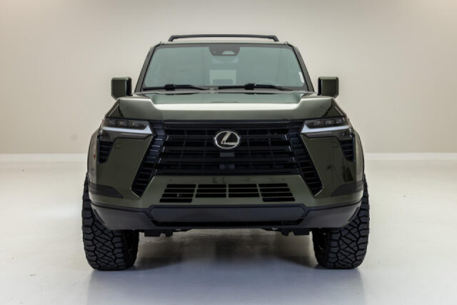 2025 Lexus GX 550 Premium Image 4